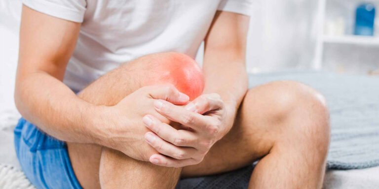 Comparación entre fisioterapia y medicamentos para el dolor articular.